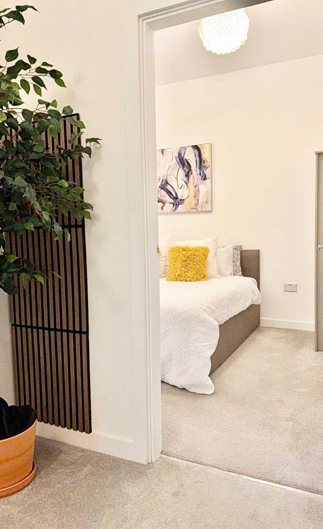 The Parkes A Stylish 3Br House, 5 Mins From Central Birmingham Close To The Edgbaston Stadium, The Hippodrome, Uob, Aston And Bcu, China Town, Kings Heath Bhx Airport And Much More Exterior foto